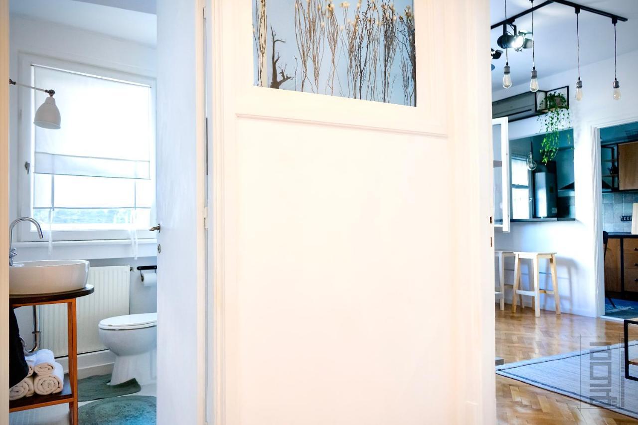 S Q U A Re Palace Gallery//apartment * Bucarest